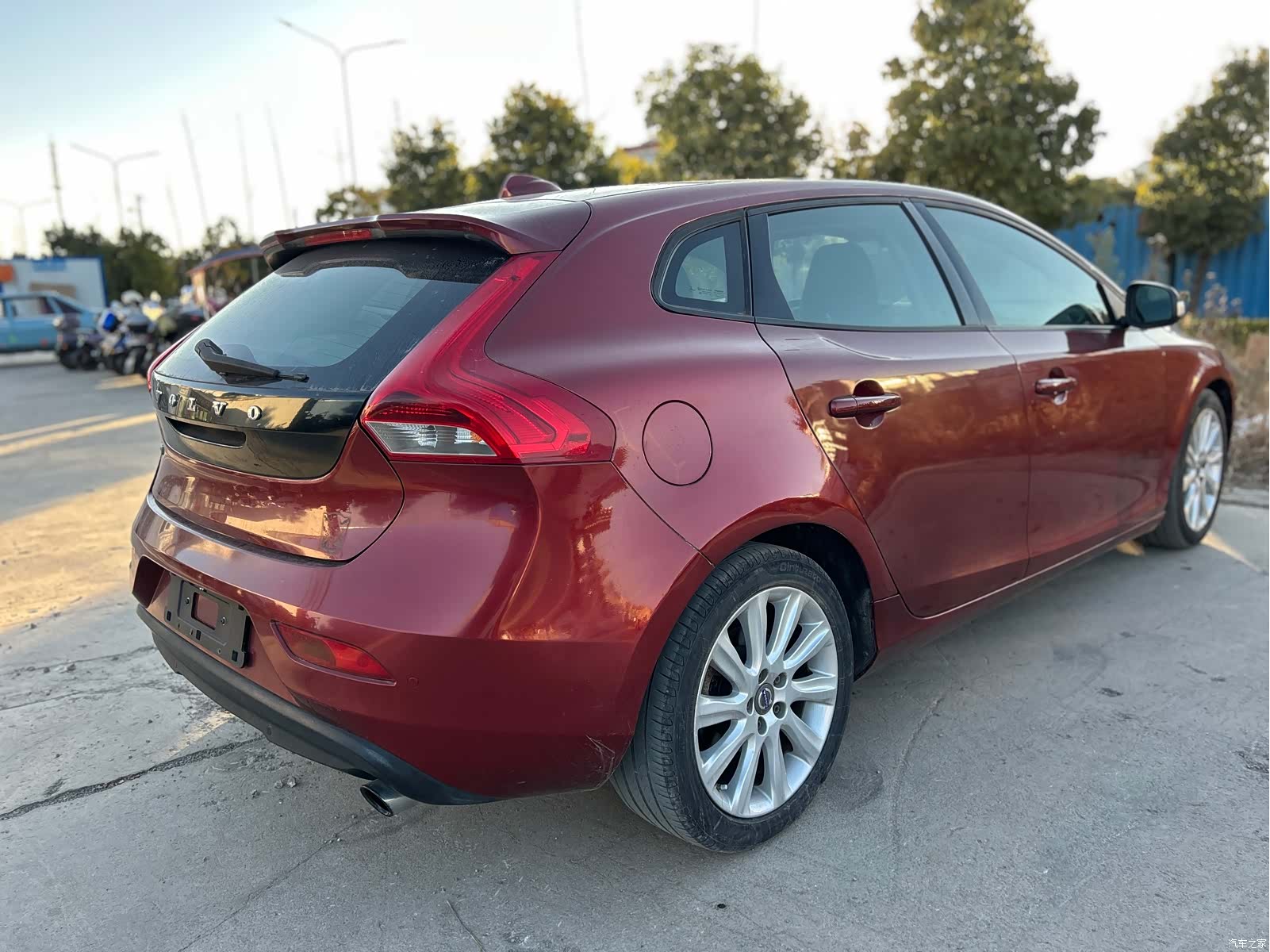 Volvo V40, 2015 7