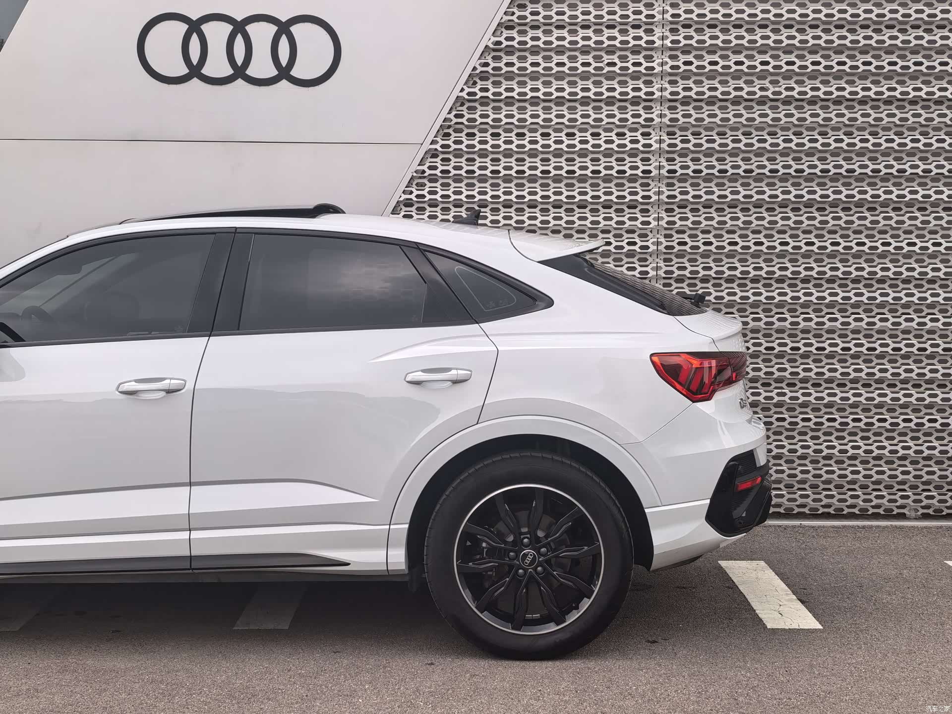 Audi Q3, 2022 22
