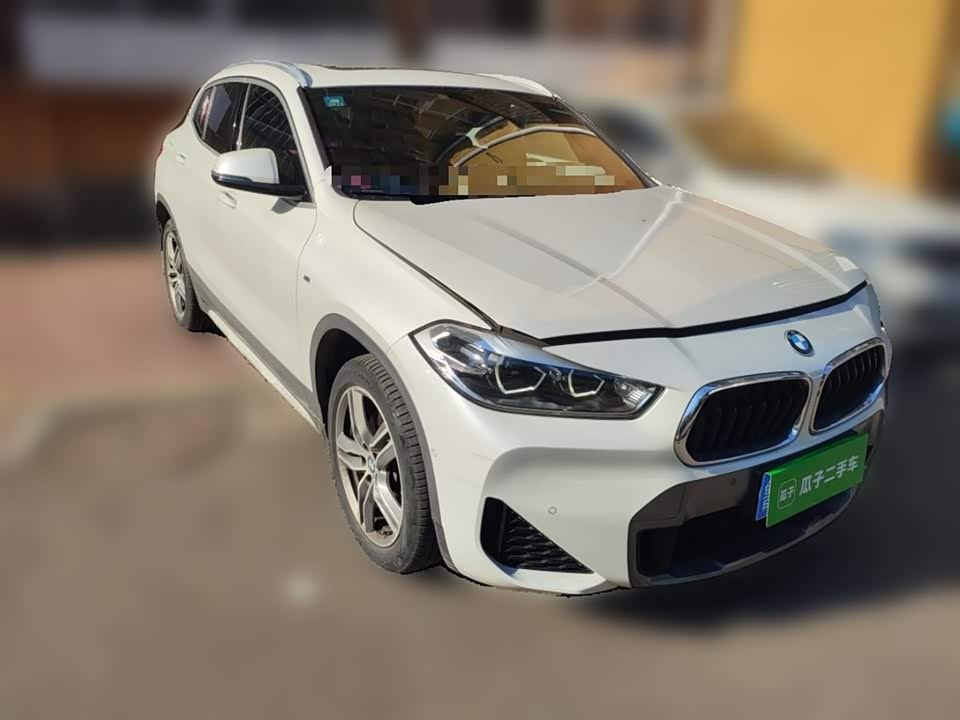 BMW X2