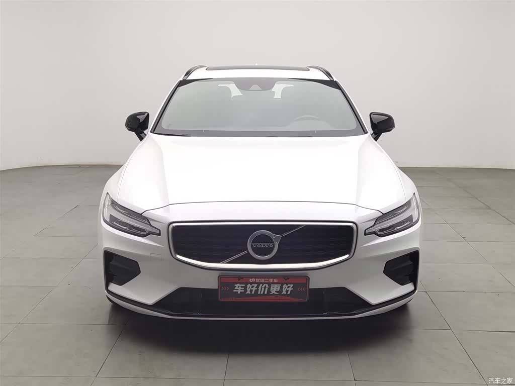 Volvo V60, 2020 3