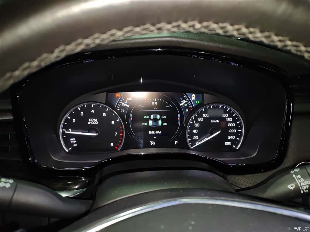 Cadillac XT5, 2018 4
