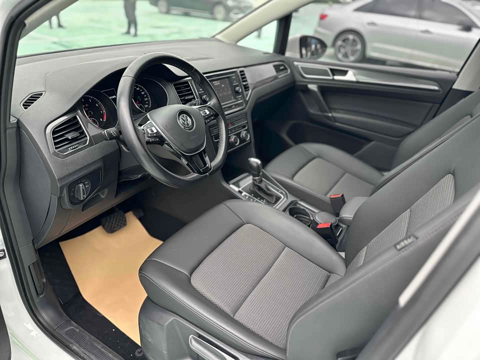 Volkswagen Golf*Jiayu