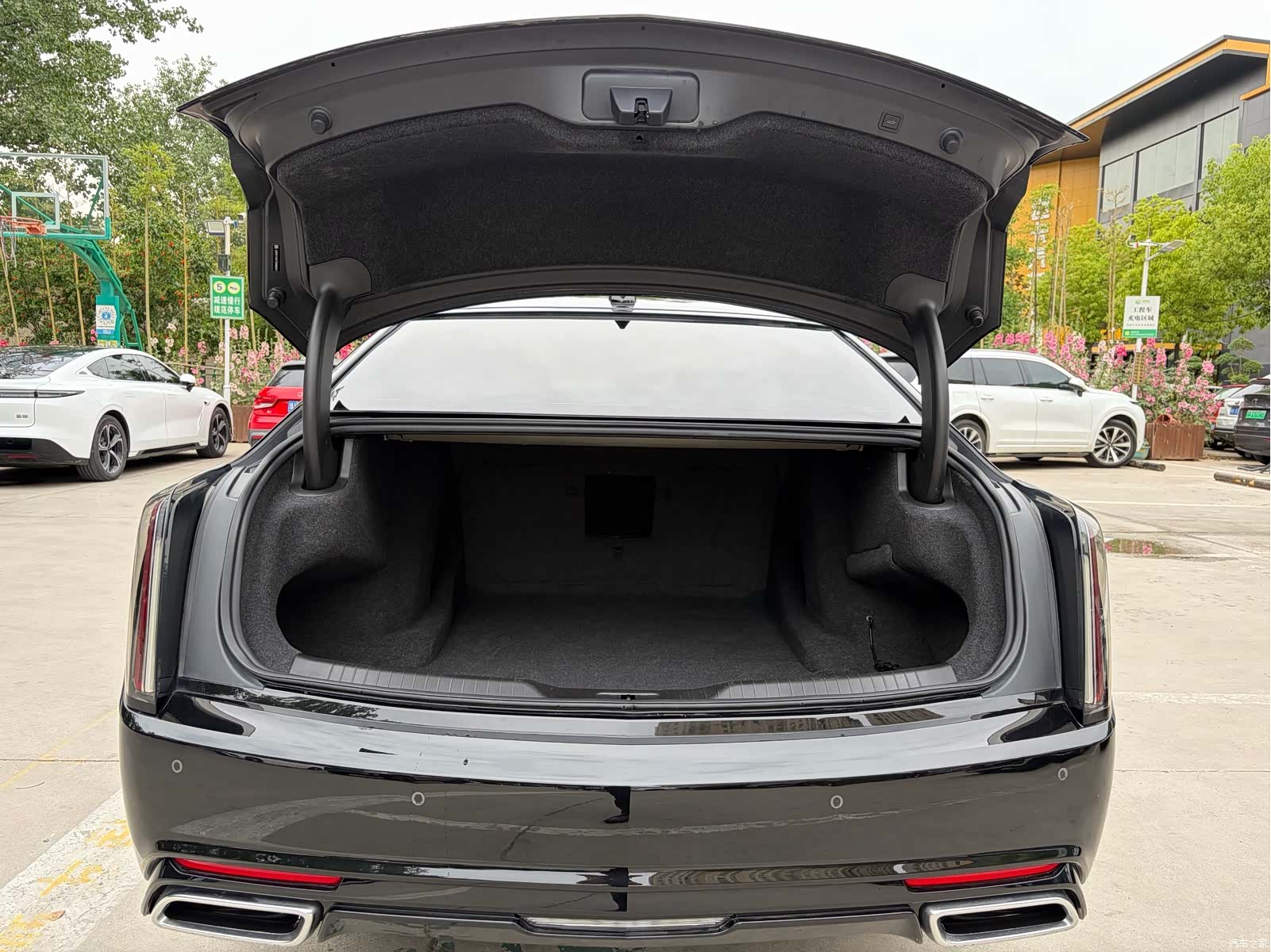 Cadillac CT6, 2024 11