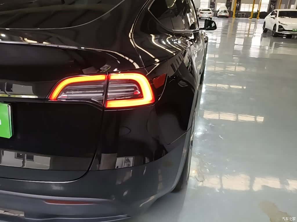 Tesla Model Y, 2023 8
