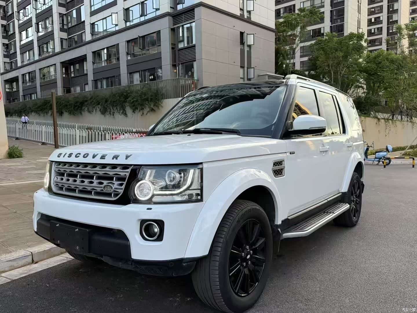 Land Rover Discovery, 2016 1