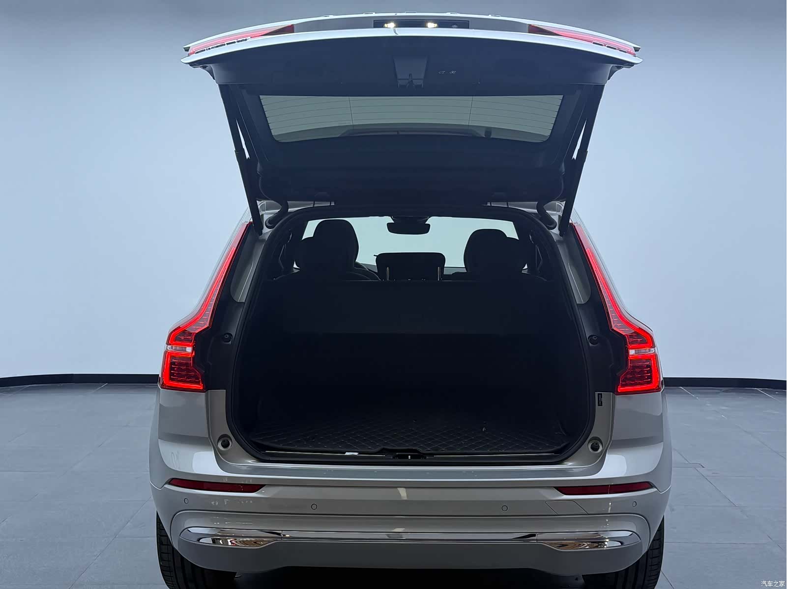 Volvo XC60, 2022 7