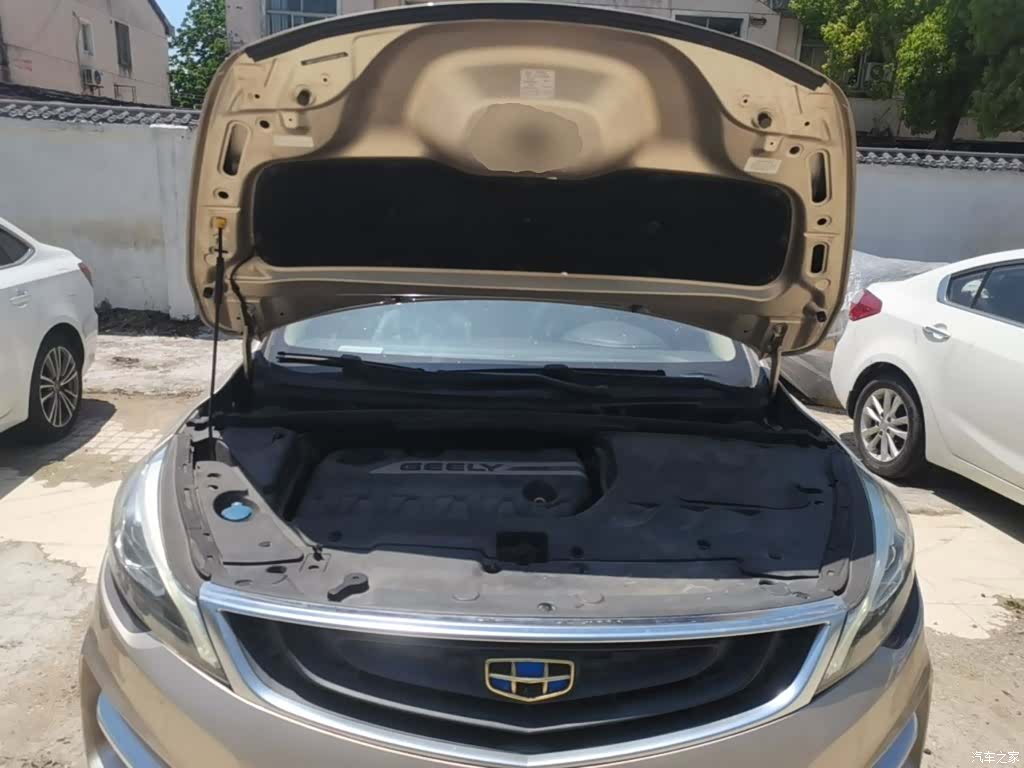 Geely Emgrand, 2017 16