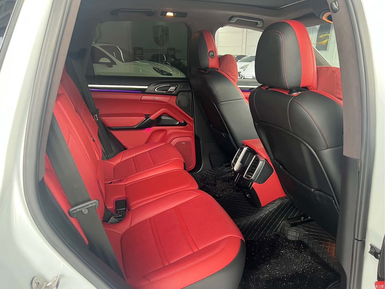 Porsche Cayenne, 2012 8