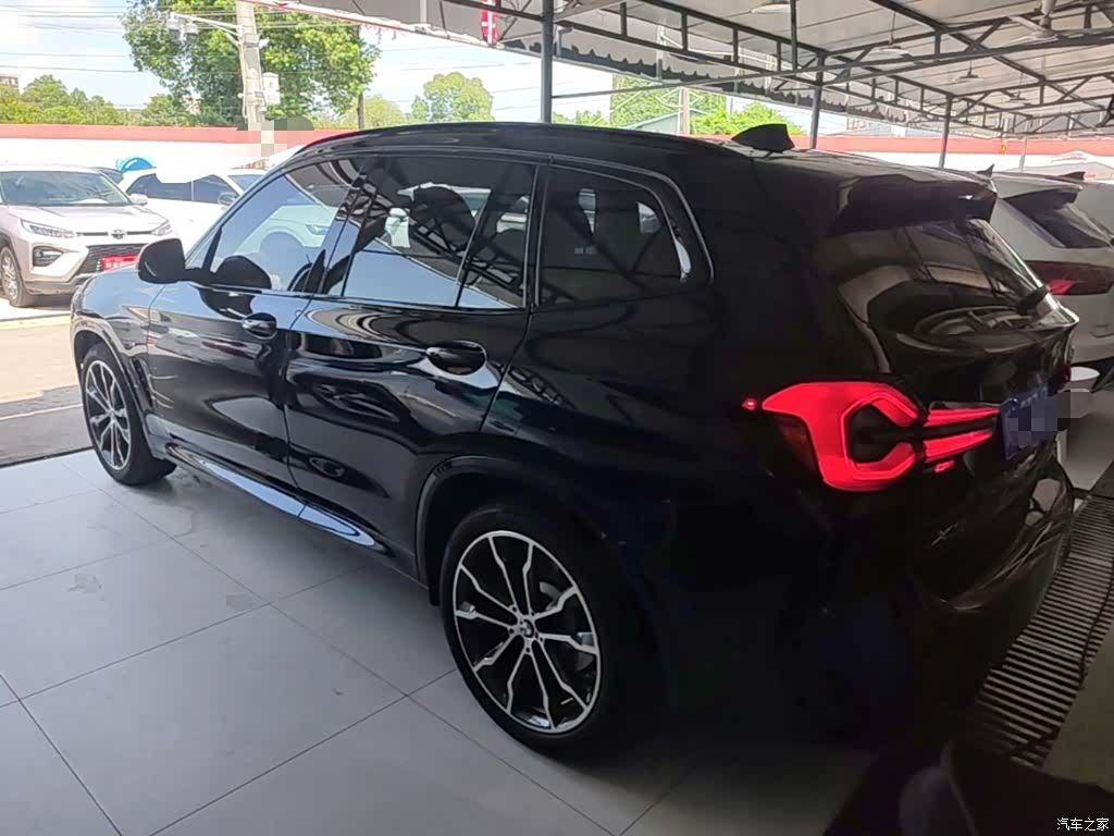 BMW X3, 2023 все фото