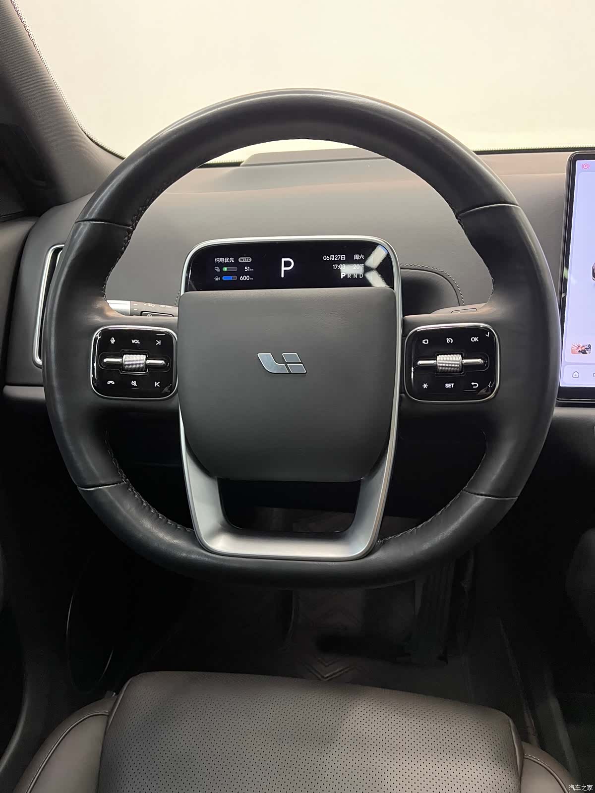 Li Auto L9, 2022 6