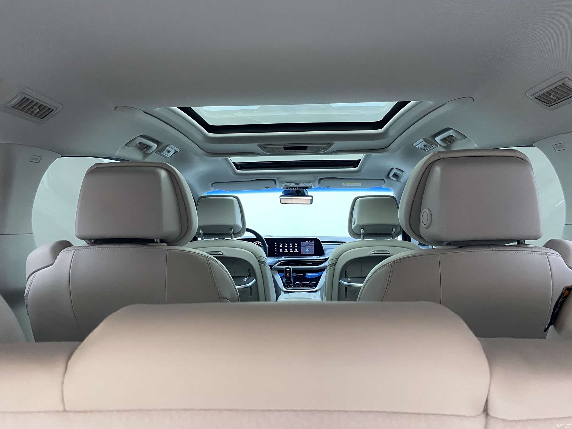 Buick GL8, 2022 19