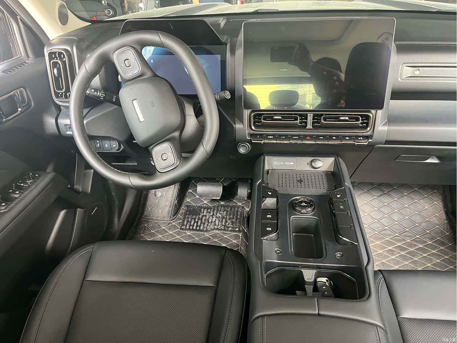 Haval Raptor, 2025 25