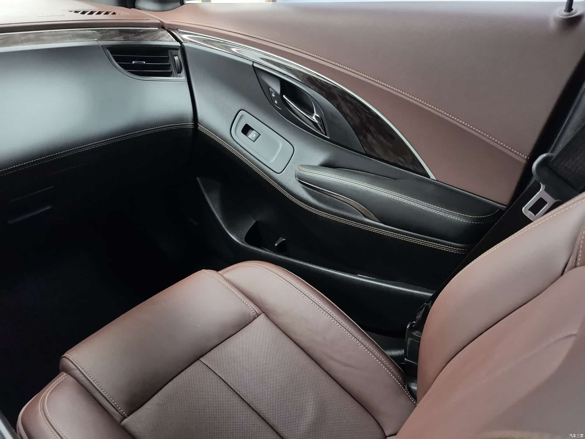 Buick LaCrosse, 2014 10