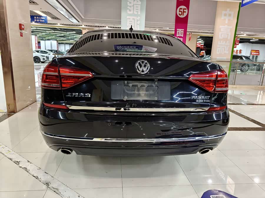 Volkswagen Passat 2017, фото 5