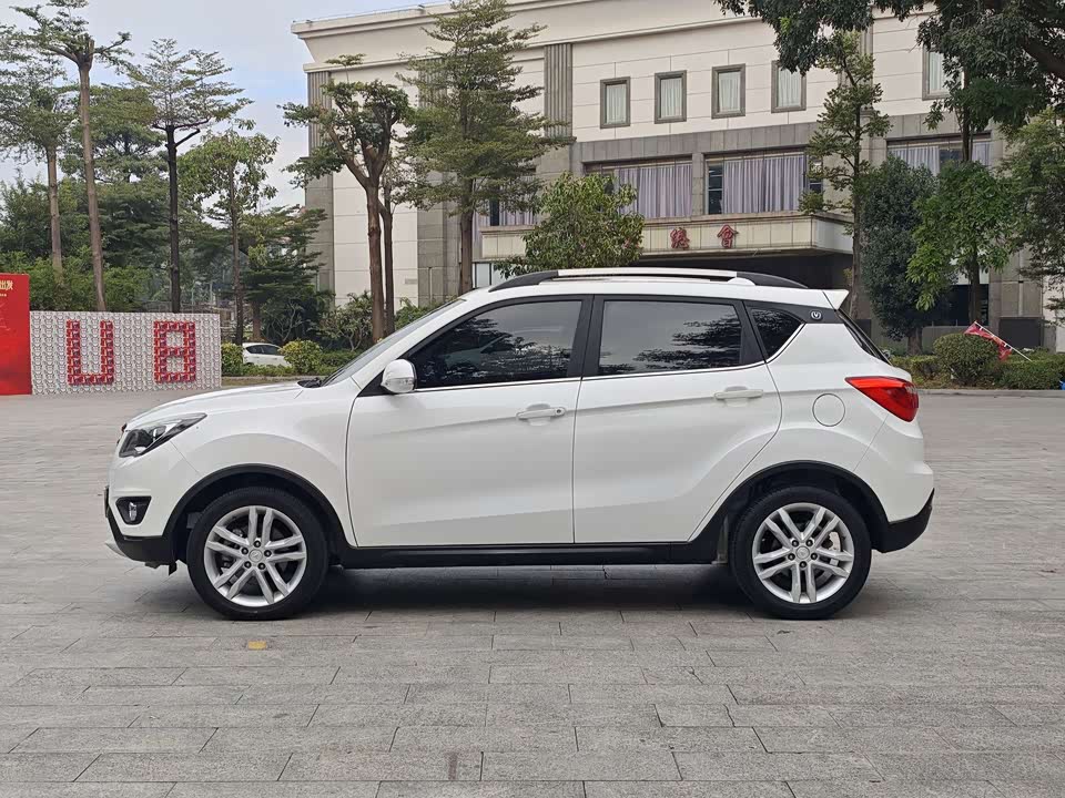 Changan CS35