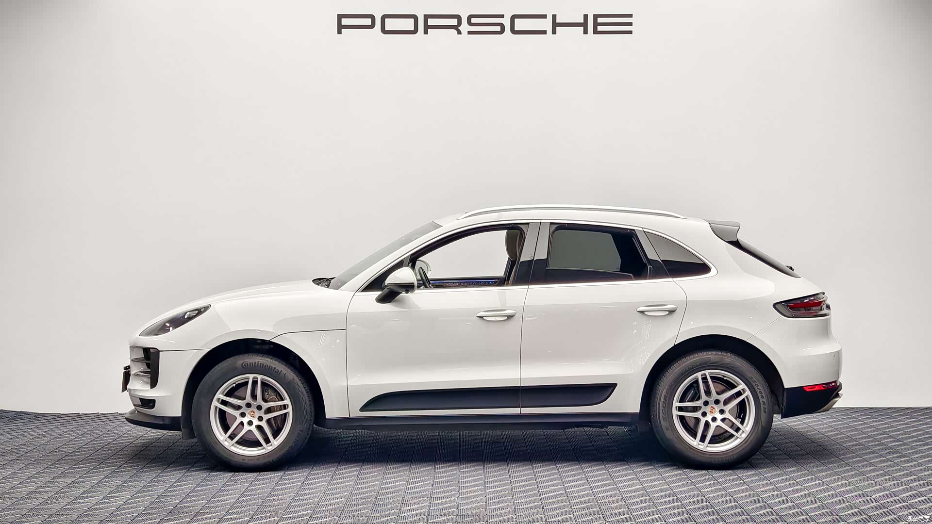 Macan Macan, 2019 8