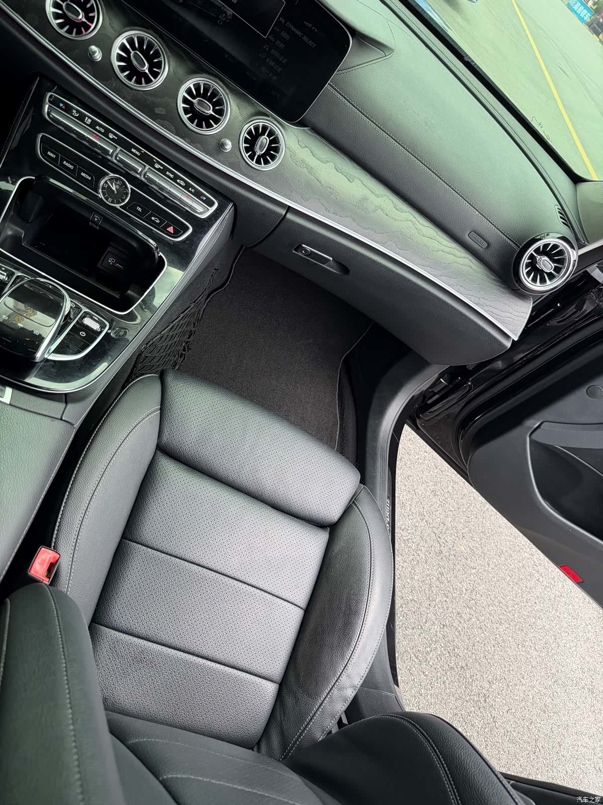 Mercedes-Benz E-Class, 2017 24