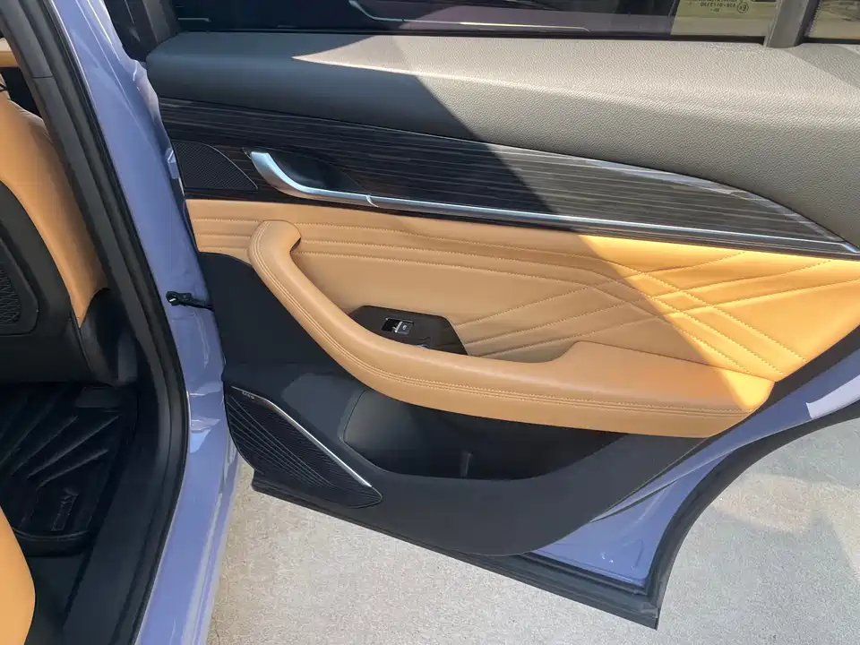 Geely Monjaro plug-in-hybrid