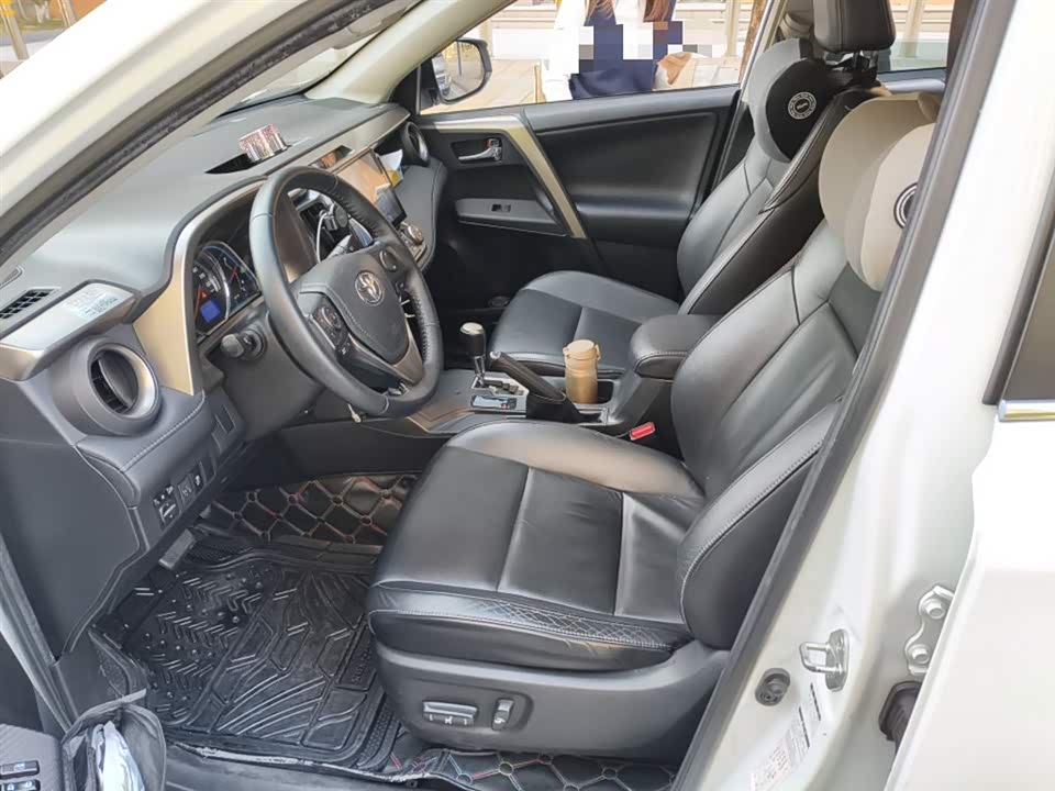 Toyota RAV4 Rongfang