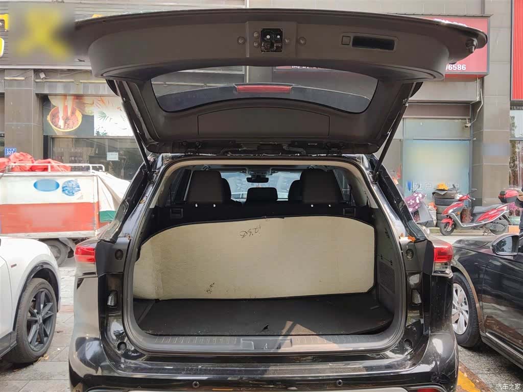 Toyota Highlander, 2023 18