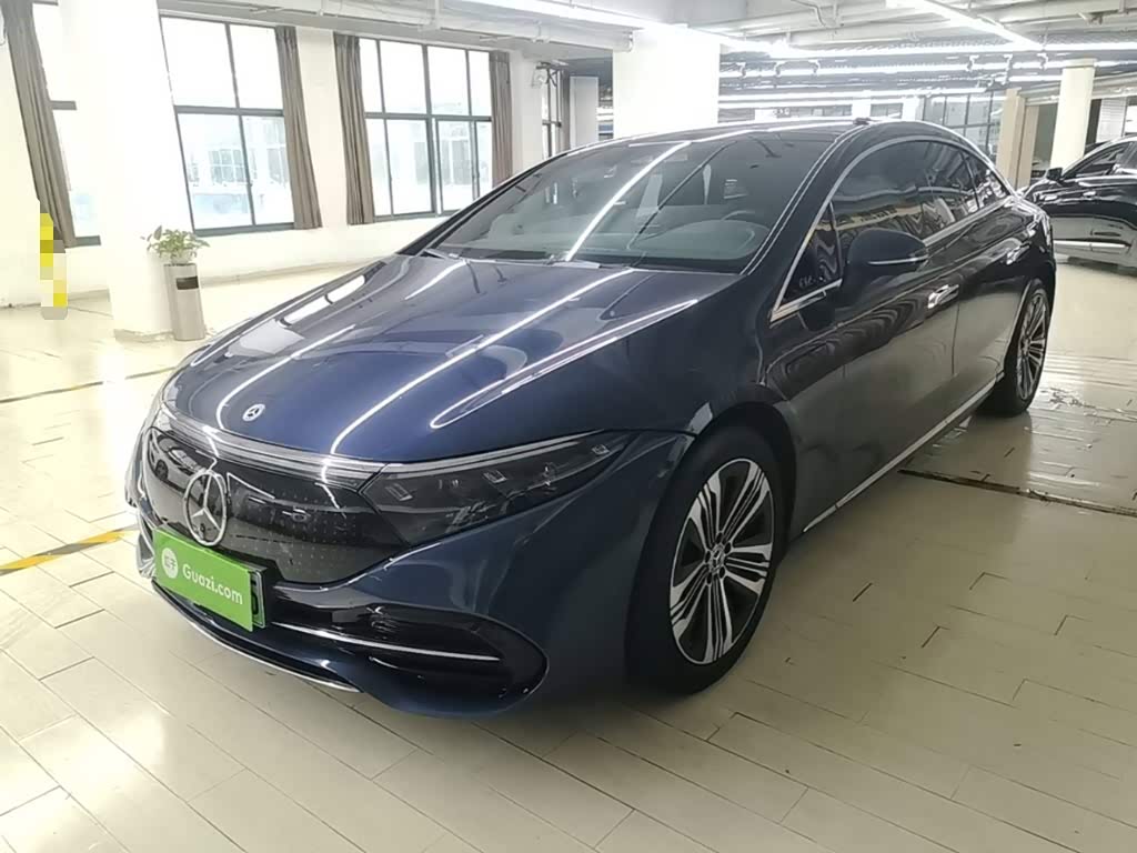 Mercedes-Benz EQS