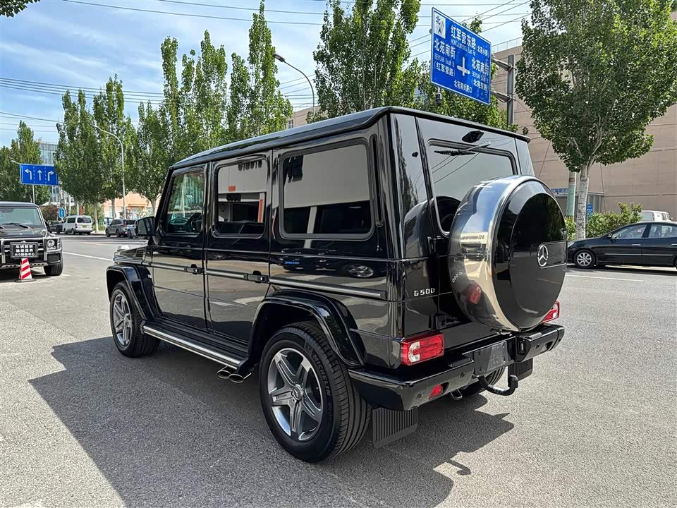 Mercedes-Benz G-class