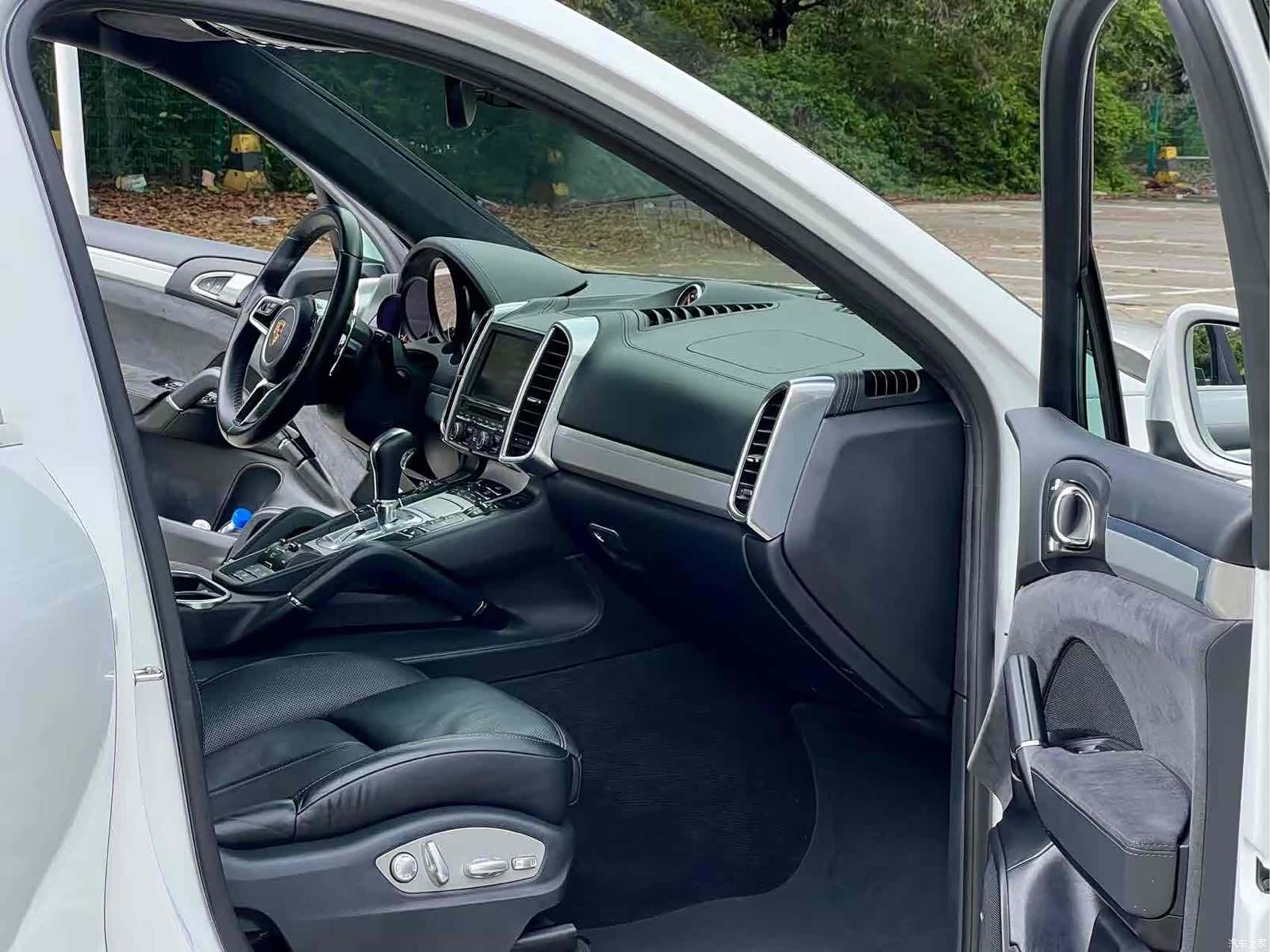 Porsche Cayenne, 2016 13