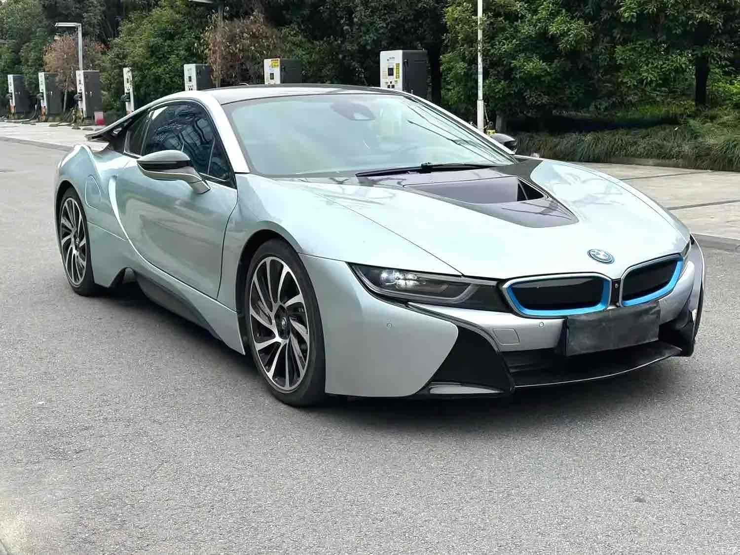 BMW i8, 2018 3