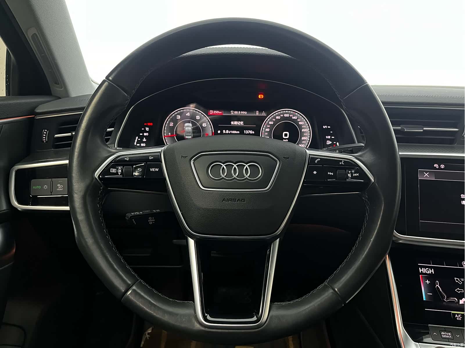 Audi A6L, 2022 14