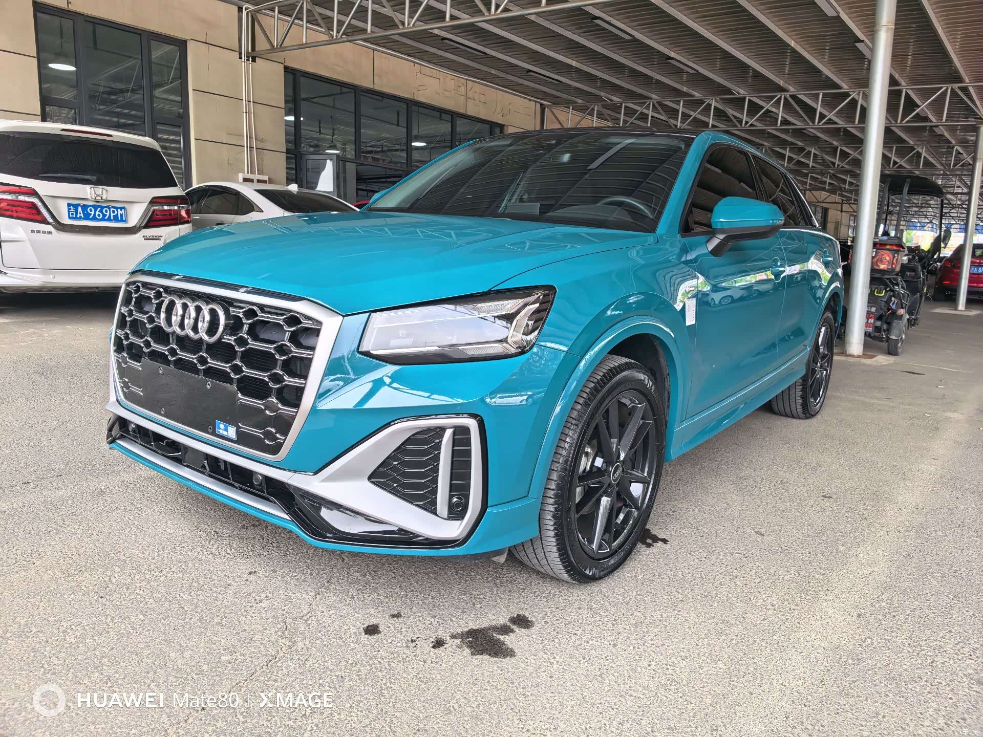 Audi Q2L, 2022 1