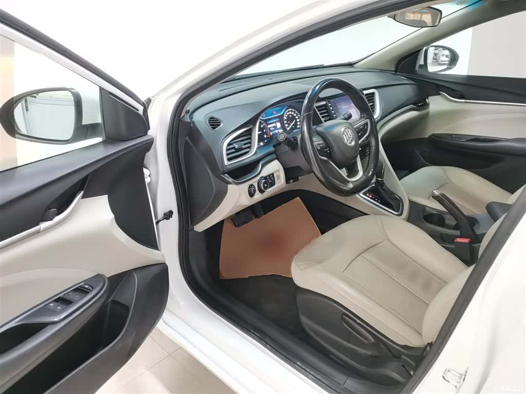 Buick V, 2018 12