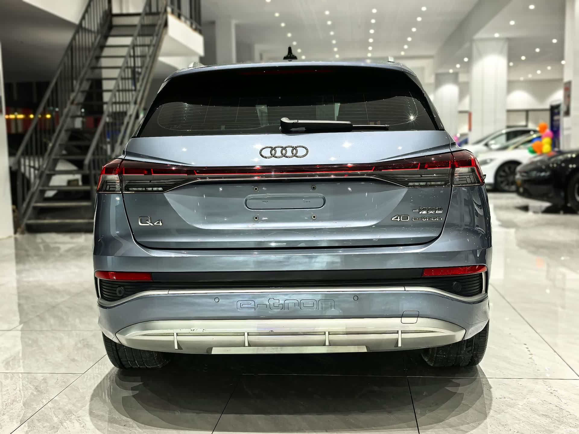 Audi Q4 e-tron, 2022 все фото