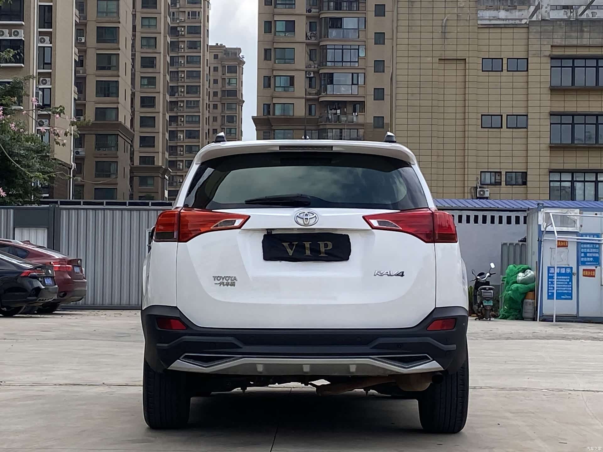 Toyota RAV4, 2014 8