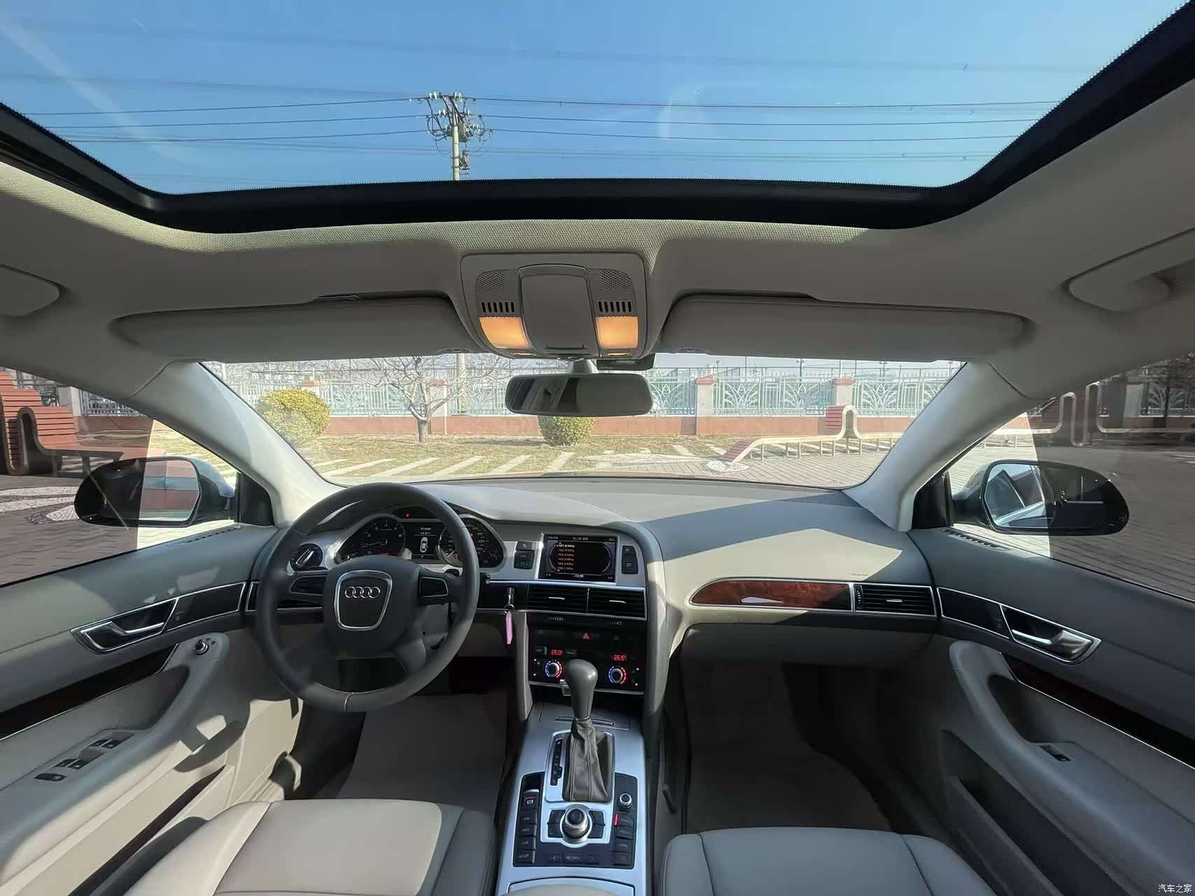 Audi A6L, 2012 15
