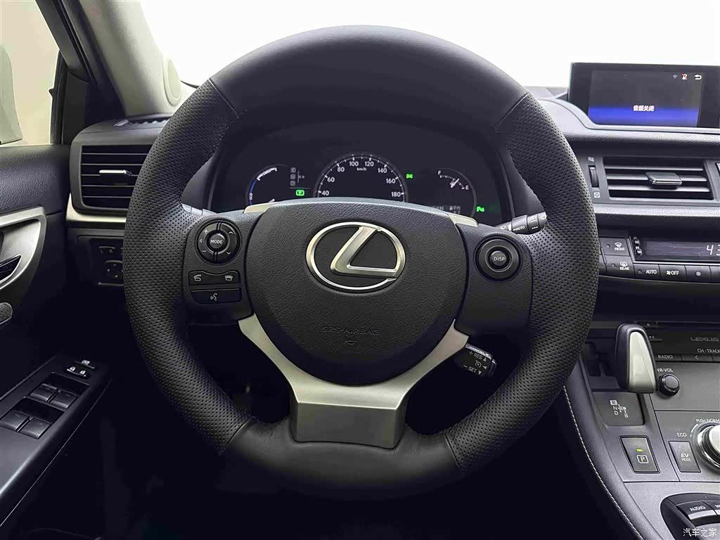 Lexus CT, 2017 9