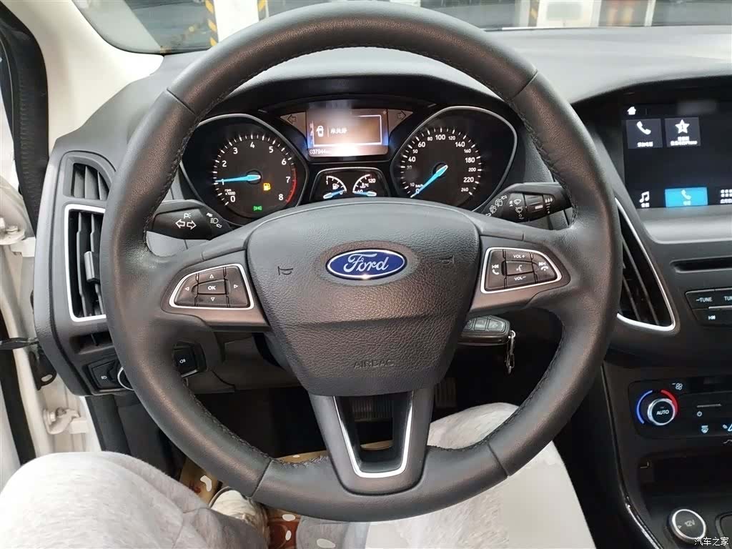 Ford Focus, 2017 6