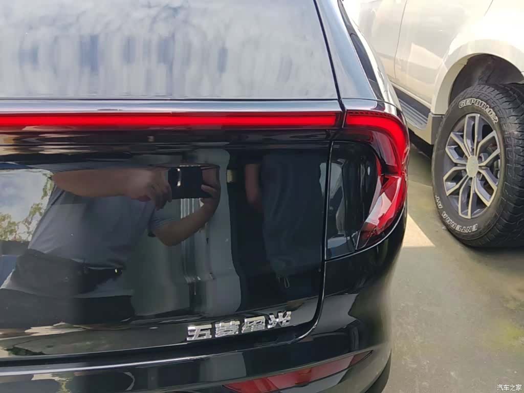 Wuling Starlight, 2025 8