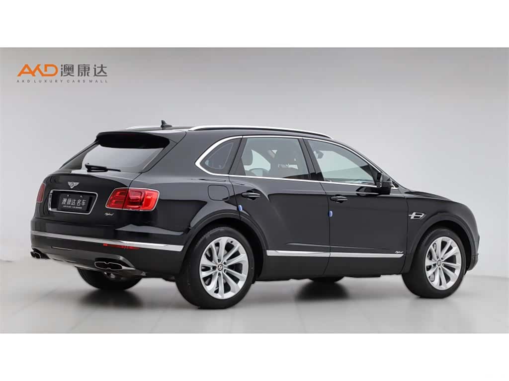 Bentley Bentayga, 2023 3