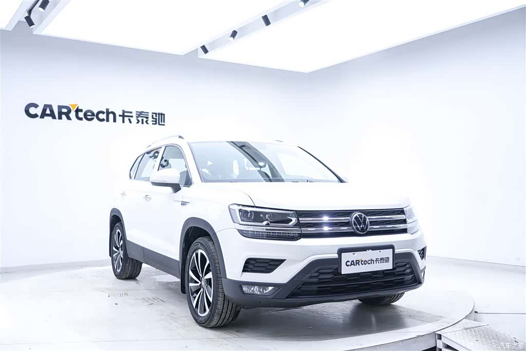 Volkswagen Tharu, 2022 2