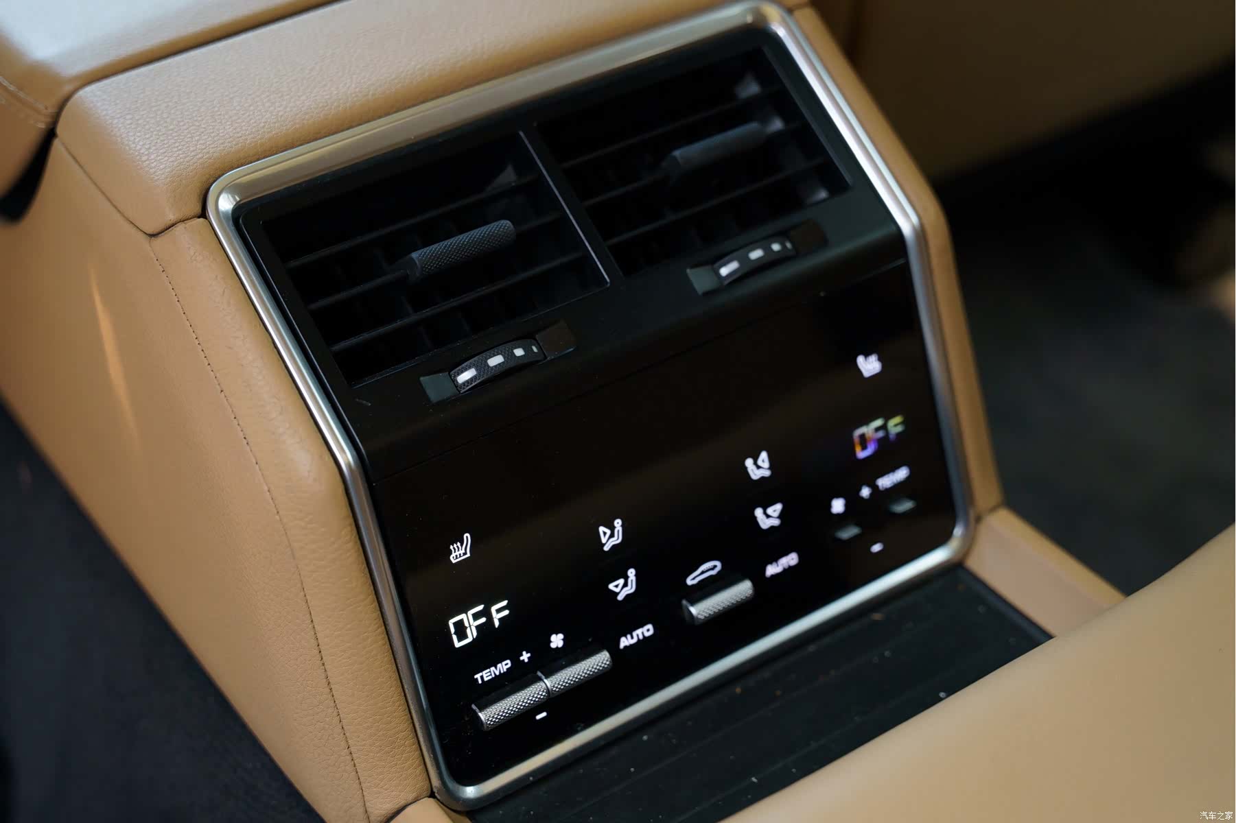 Porsche Panamera, 2018 12