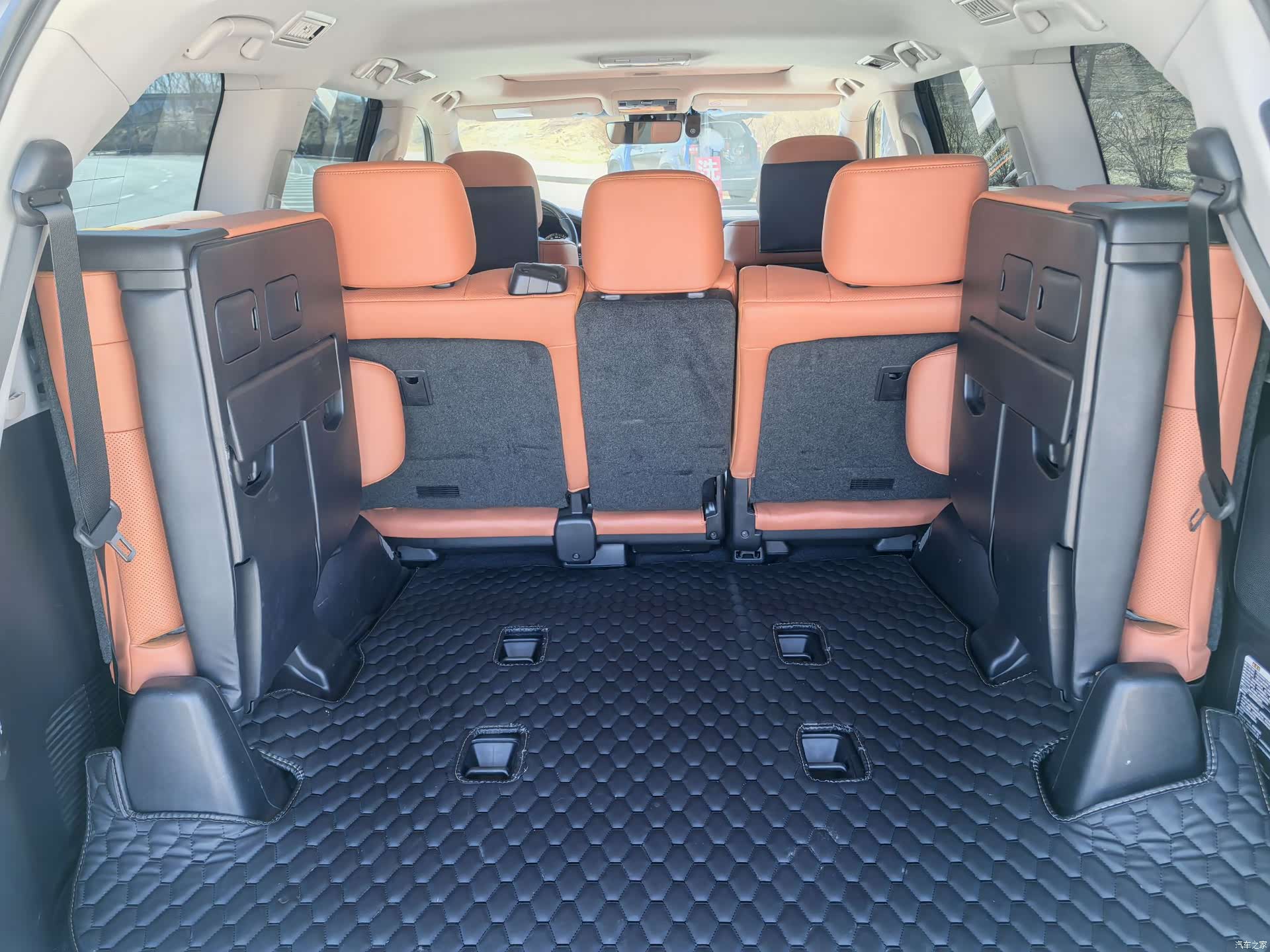 Lexus LX, 2018 16