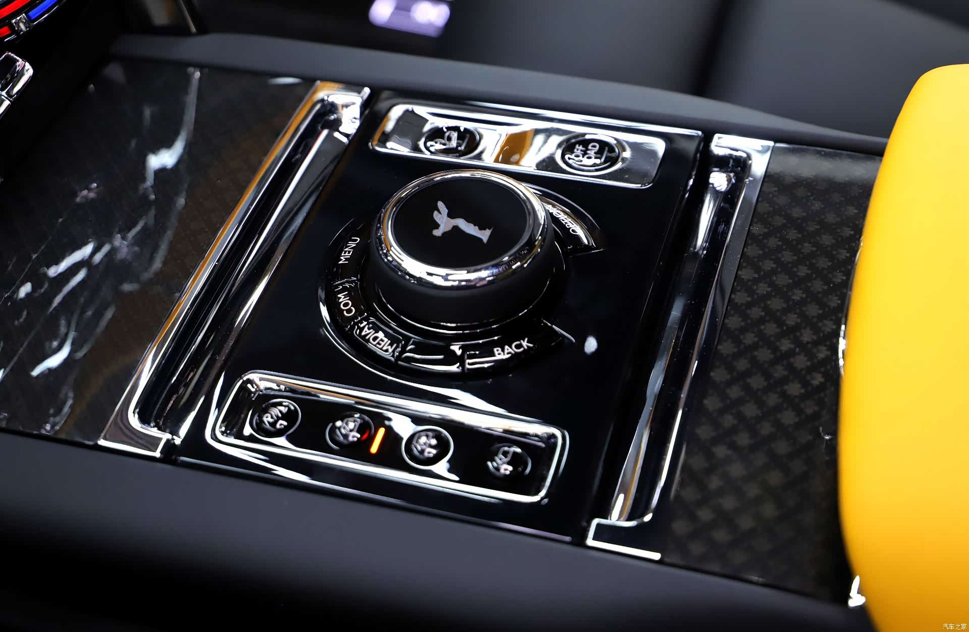 Rolls-Royce Cullinan, 2023 10
