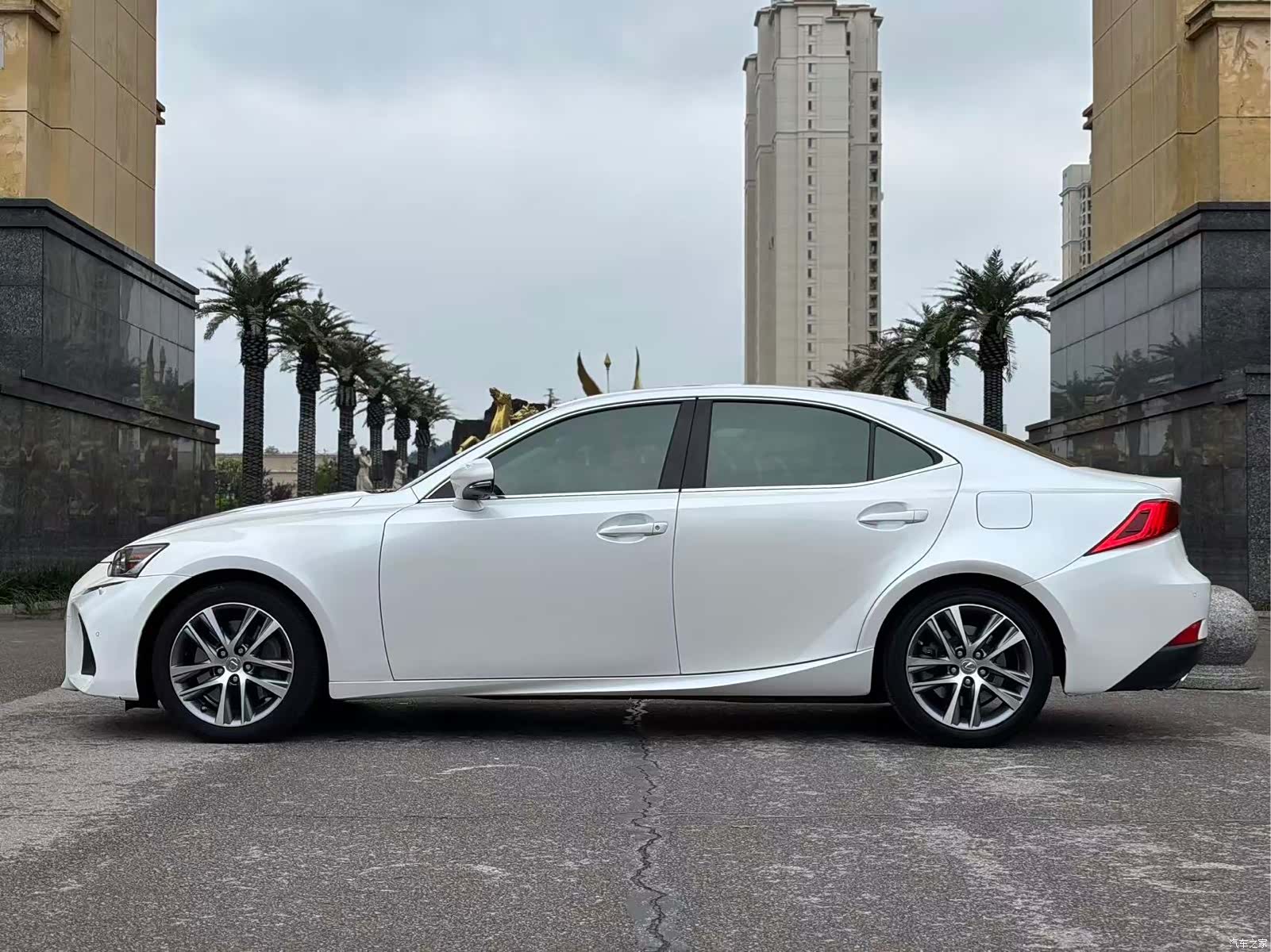 Lexus IS, 2018 2