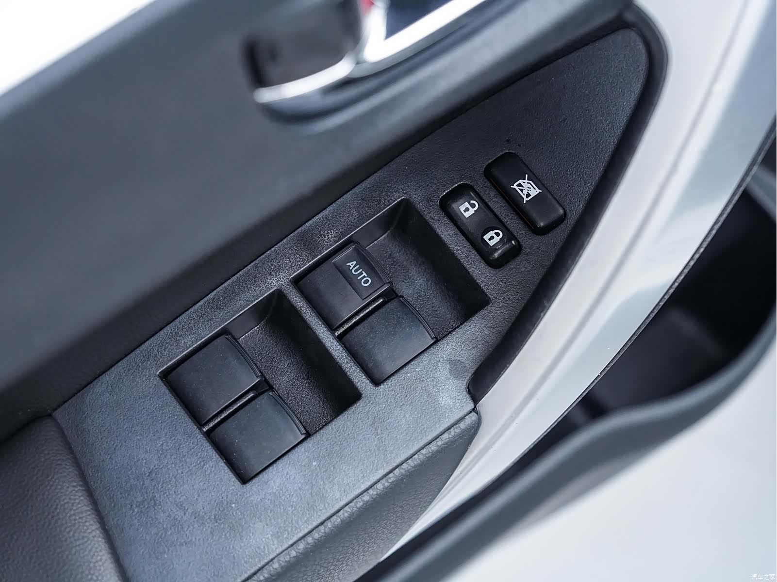 Toyota Corolla, 2017 18