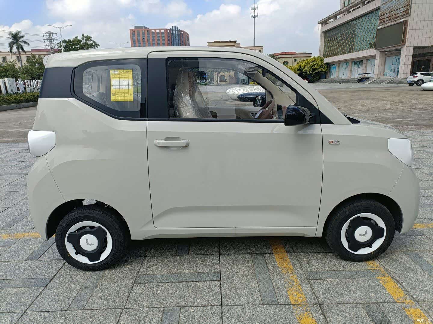 Wuling MINIEV, 2026 9