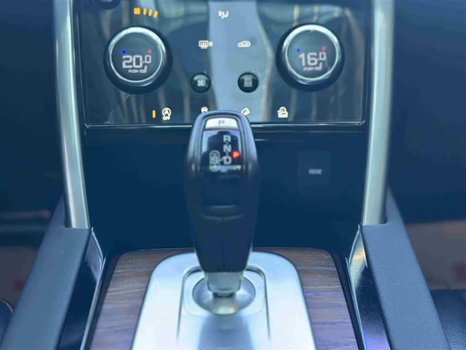 Land Rover Discover sports