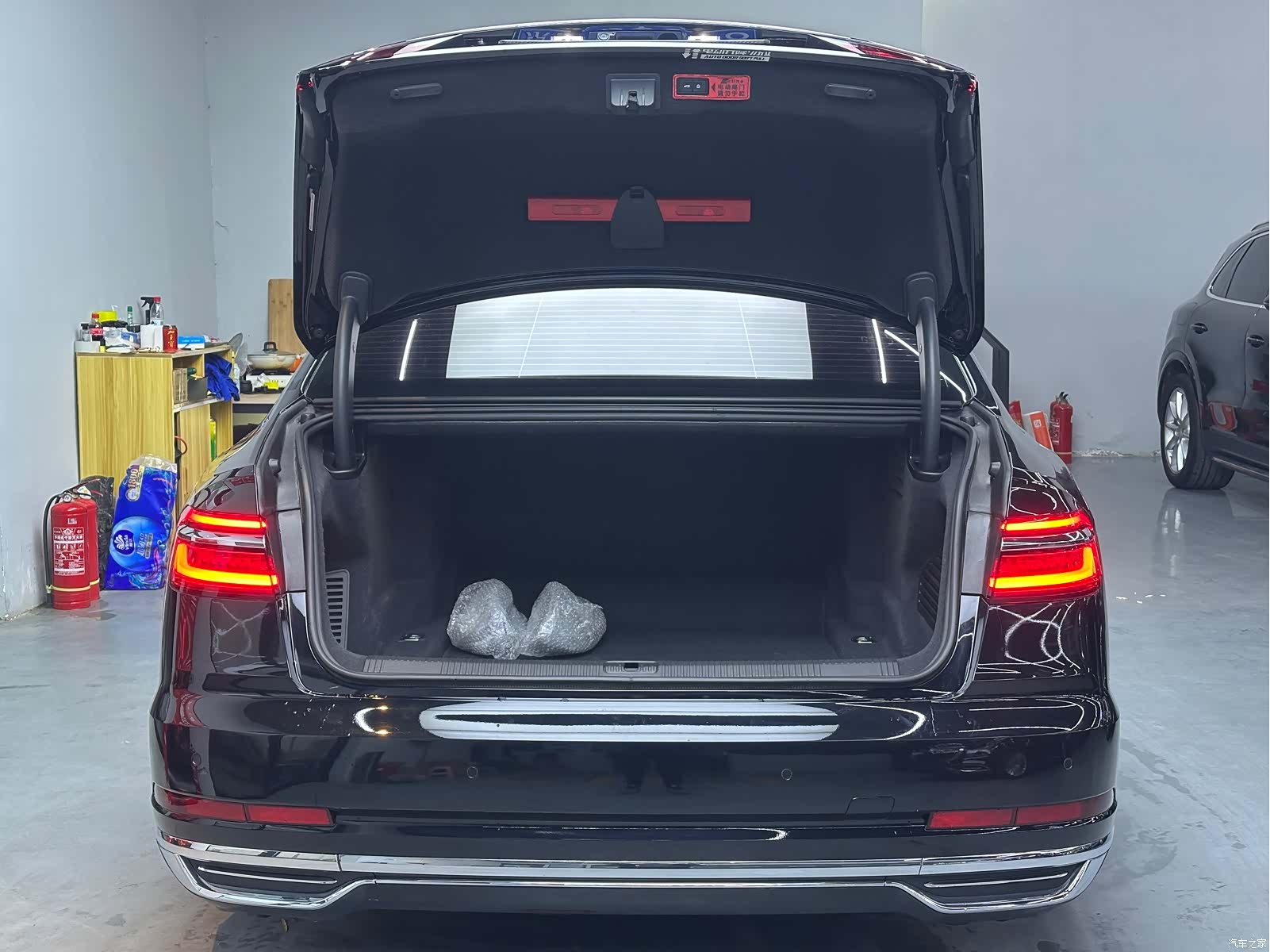 Audi A8L, 2019 30