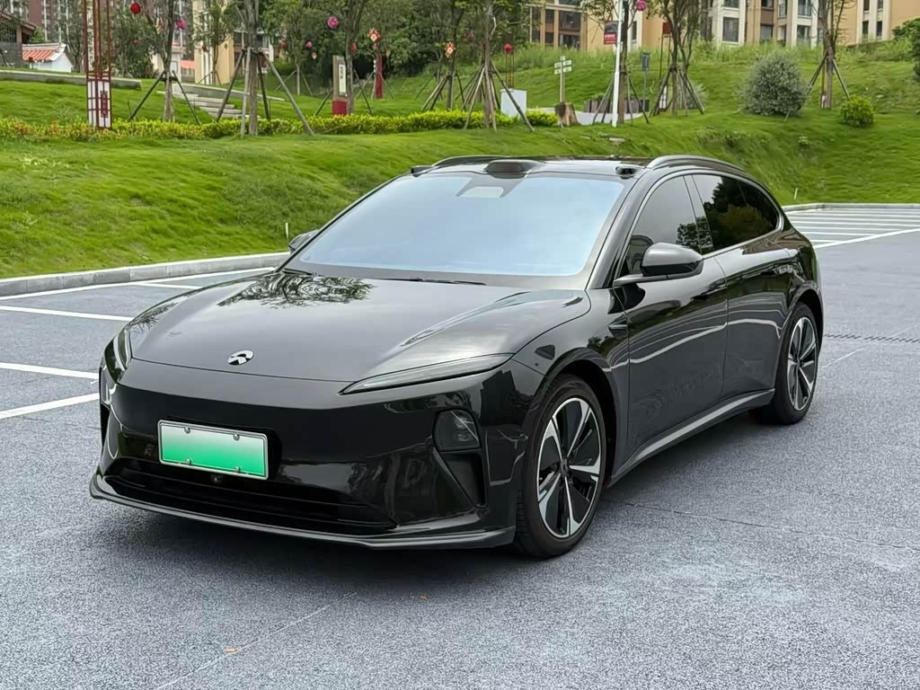 NIO ET5T