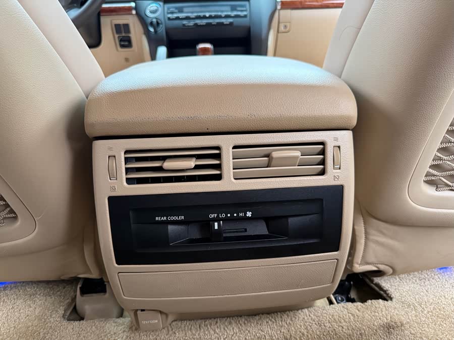Toyota Land Cruiser 2013, фото 9
