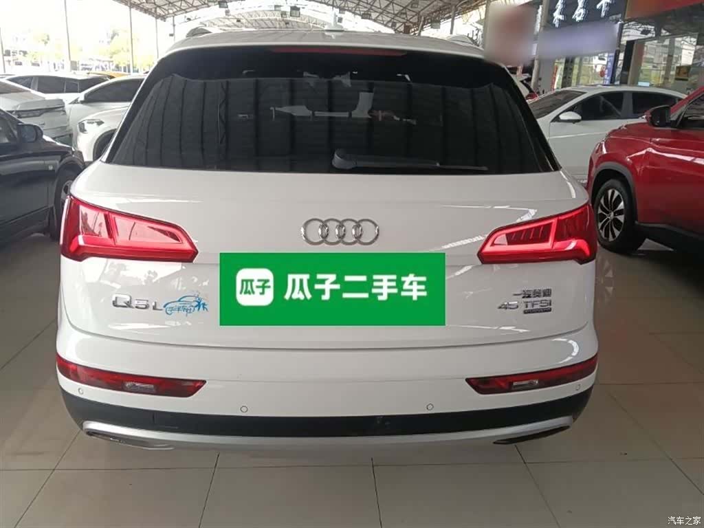 Audi Q5L, 2019 6